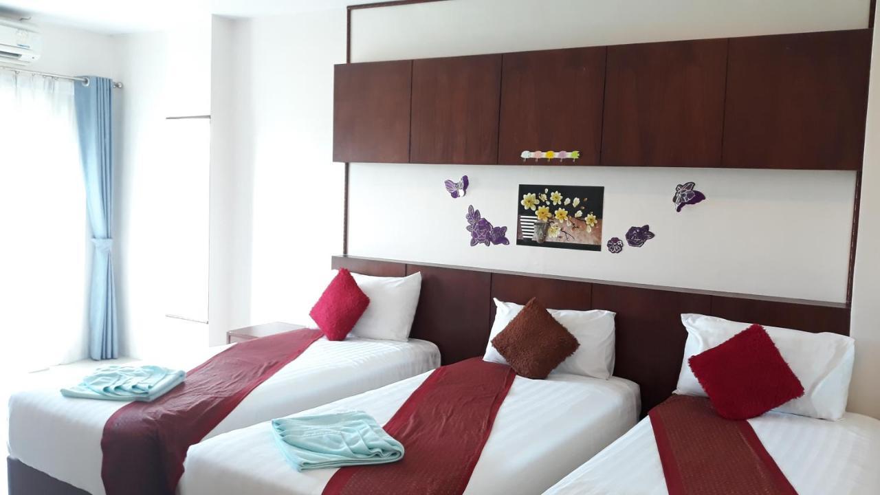 7 Sky Residency Hotel Patong Bagian luar foto