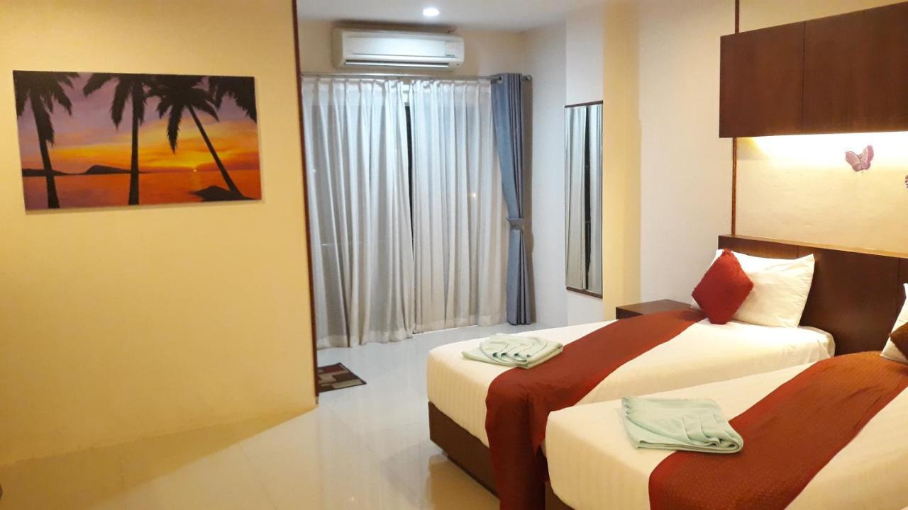 7 Sky Residency Hotel Patong Bagian luar foto