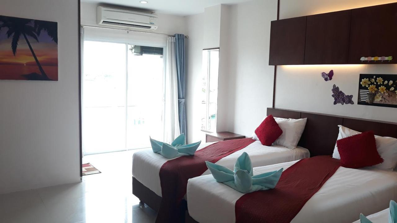 7 Sky Residency Hotel Patong Bagian luar foto